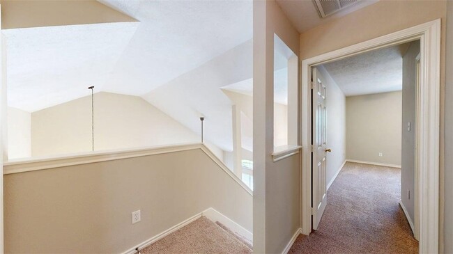 Building Photo - 1619 Park Pl