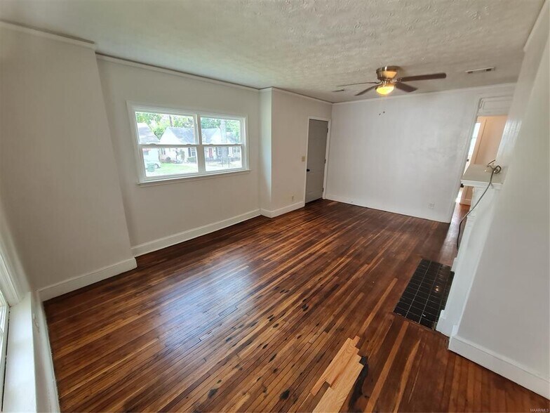 Building Photo - 2113 Brewton St