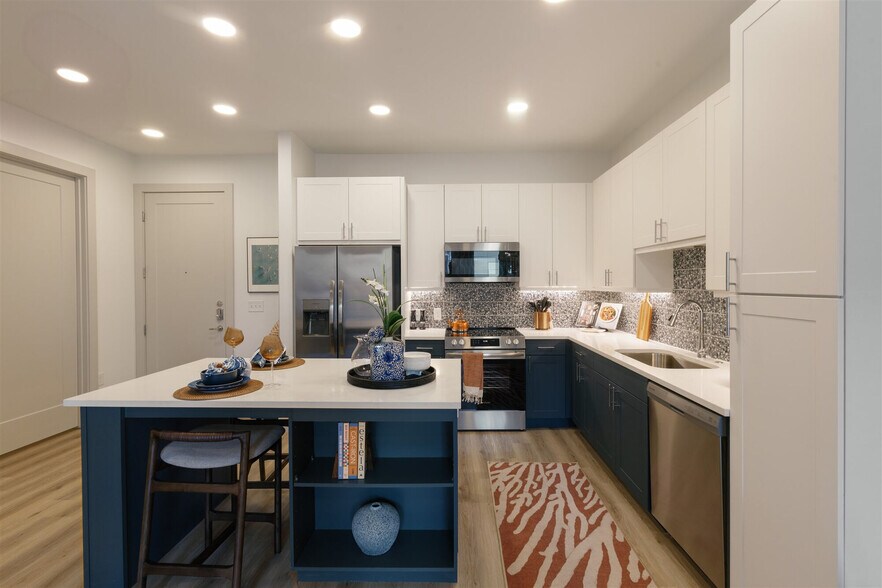 Primary Photo - Surfside at Sapphire Bay
