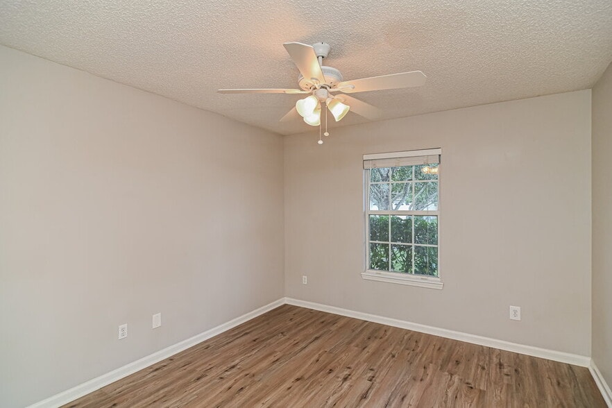 Building Photo - 3518 Brangus Ct