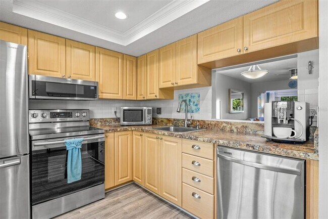 Building Photo - 946 Virginia St