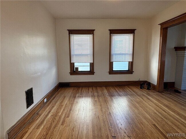 Building Photo - 430 Colvin Ave