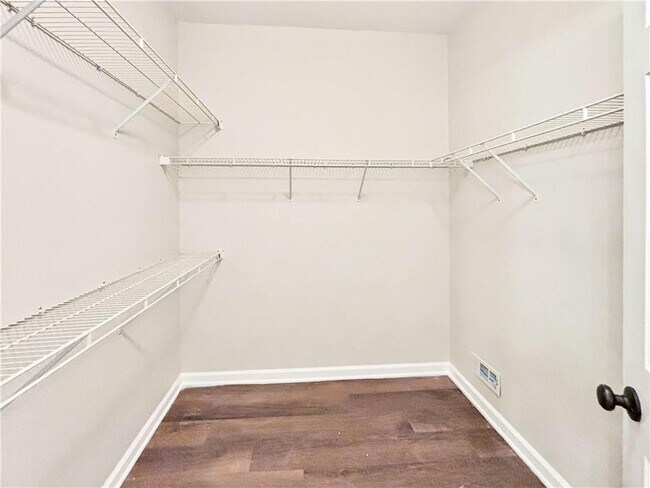 Building Photo - 4515 N Slope Cir