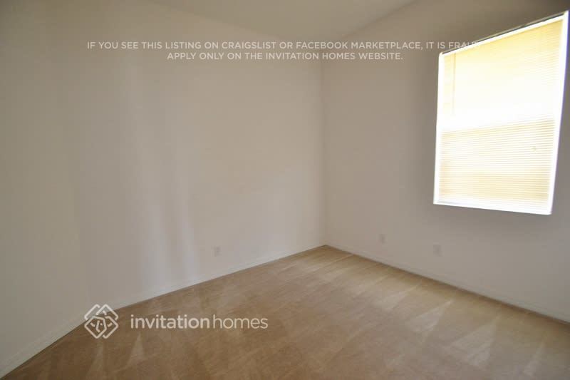 Building Photo - 5407 Lexington Dr
