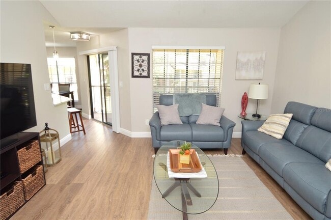 Building Photo - 8613 Mallard Reserve Dr