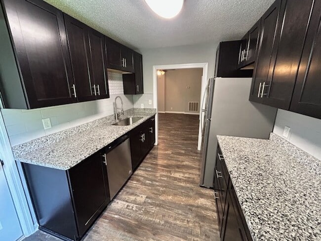 Building Photo - 3512 SW Triana Blvd