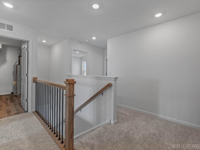 Building Photo - 25715 W Yorkshire Dr
