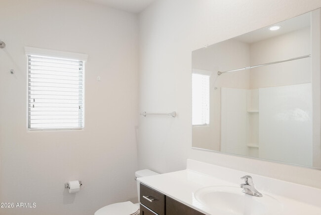 Building Photo - 43633 Yucca Ln