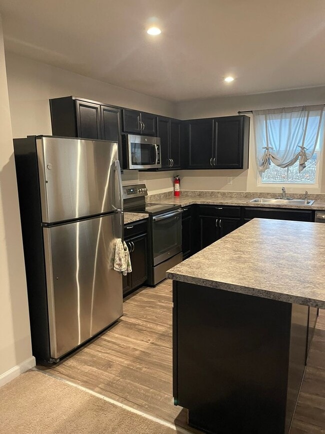 Building Photo - Dover - Clearview Meadow