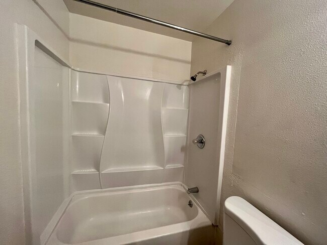 Building Photo - 2 Bed/1 Bath Foothill Farms Condo with Private Patio