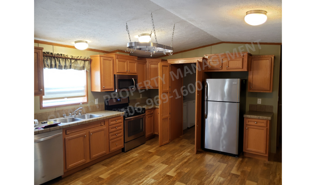 Building Photo - 9805 RUDIO