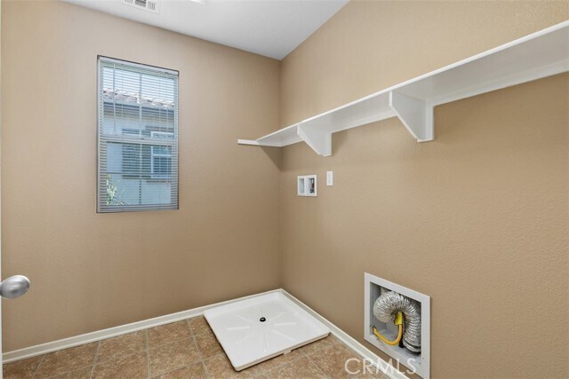 Building Photo - 40485 Amesbury Ln