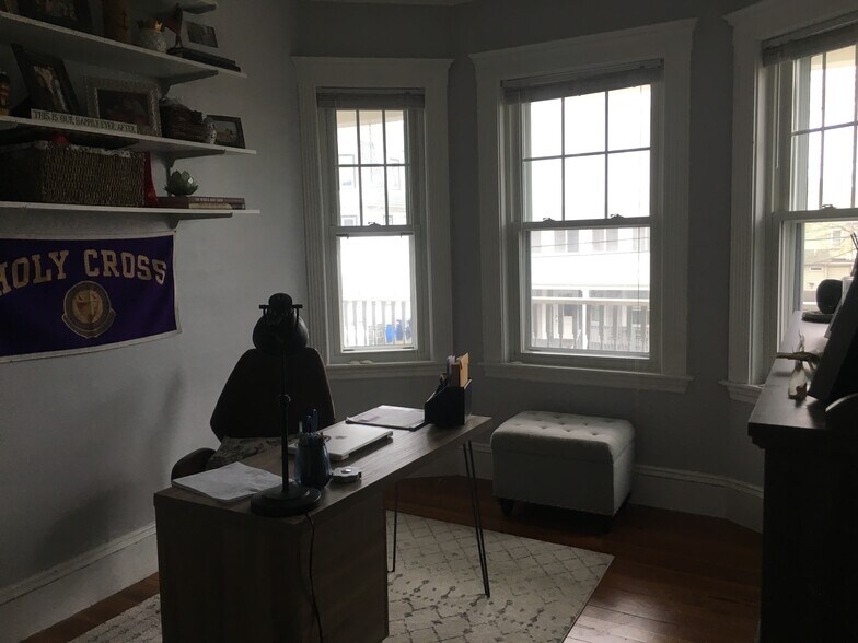 Building Photo - 37 Bellevue Ave