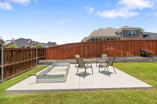 Building Photo - 101 Lavender Ln