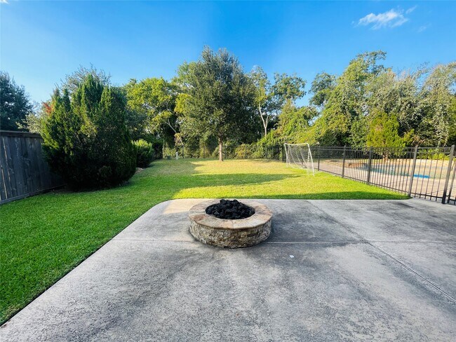 Building Photo - 5811 Tarpon Bay Ct