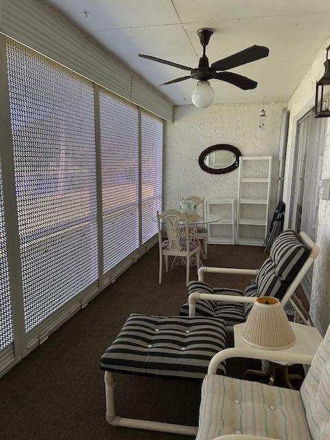 Building Photo - 221 Lake Meryl Dr