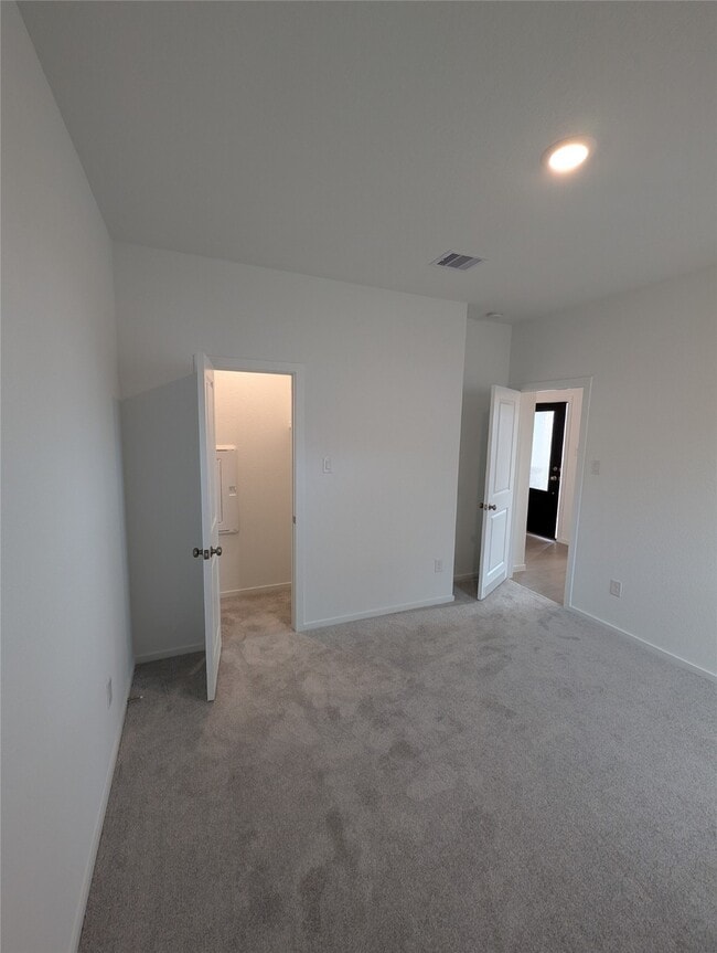 Building Photo - 26506 Coast Redwood Dr