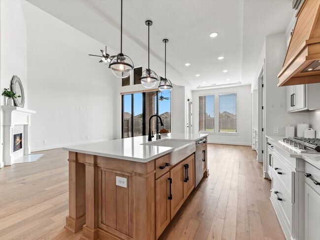 Building Photo - 30715 Chamomile Bnd