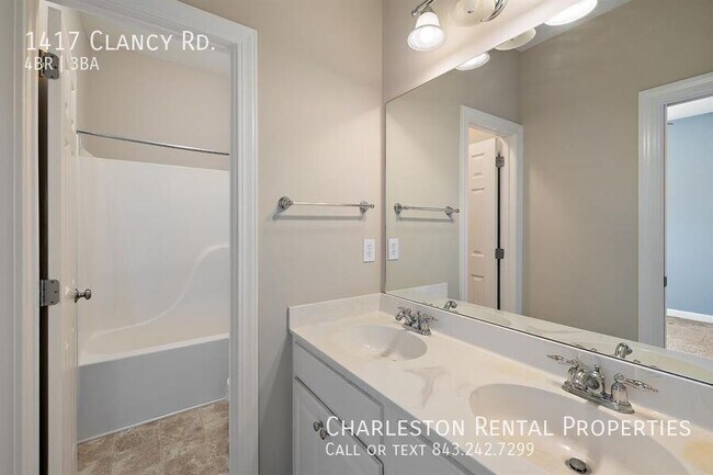 Building Photo - 1417 Clancy Rd