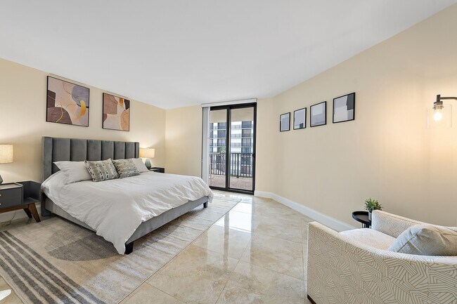 Building Photo - 3610 S Ocean Blvd