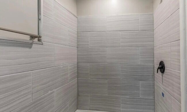 Building Photo - 501 Philmar Ct