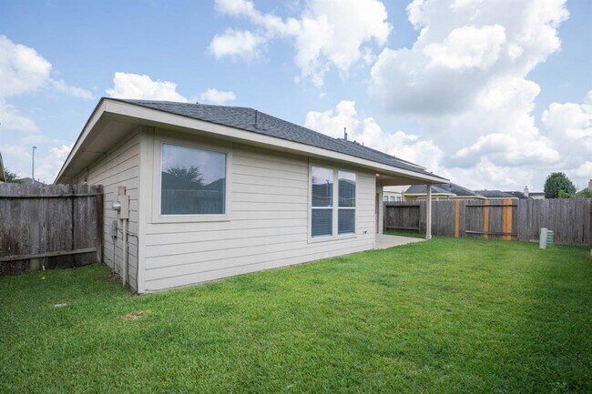 Building Photo - 7427 Boerne Creek Dr