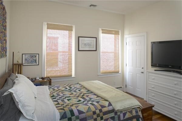 Building Photo - 175 Elm St