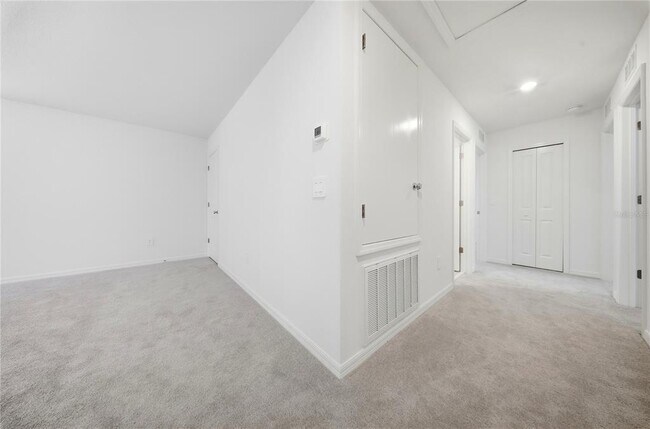 Building Photo - 5739 Purple Finch Ave