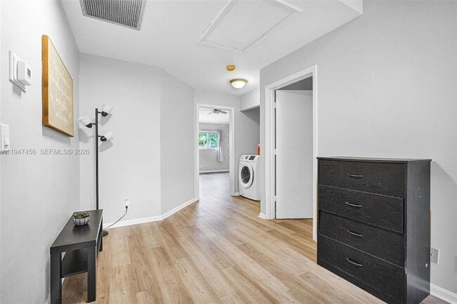 Building Photo - 2149 Discovery Cir W