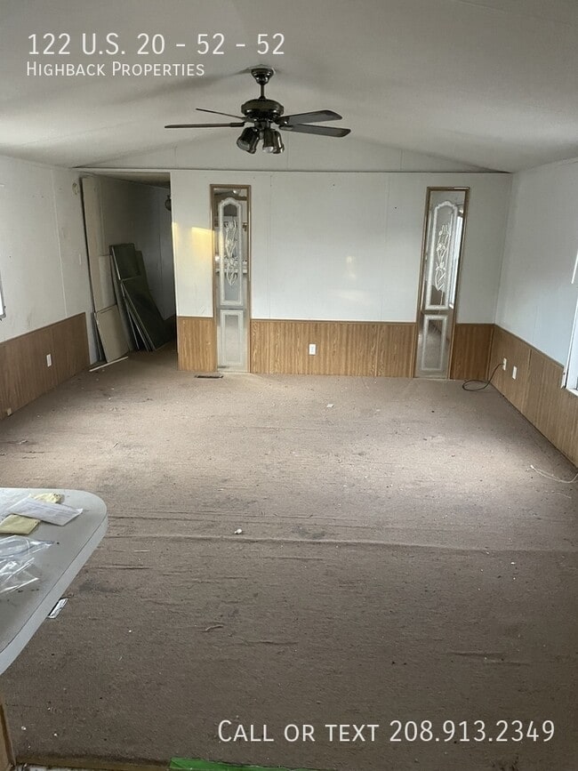 Building Photo - 122 US-20