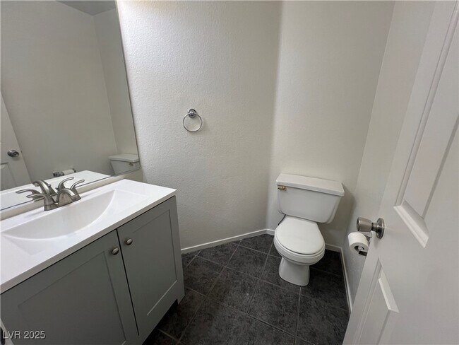Building Photo - 8104 Hercules Dr