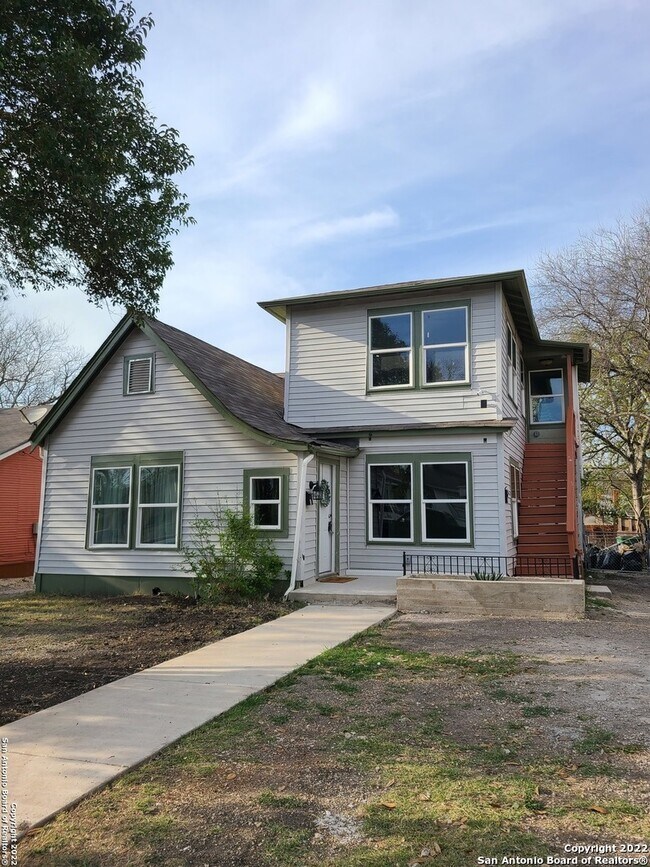 Primary Photo - 719 Bailey Ave