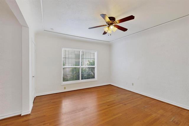 Building Photo - 4140 Normandy Ave