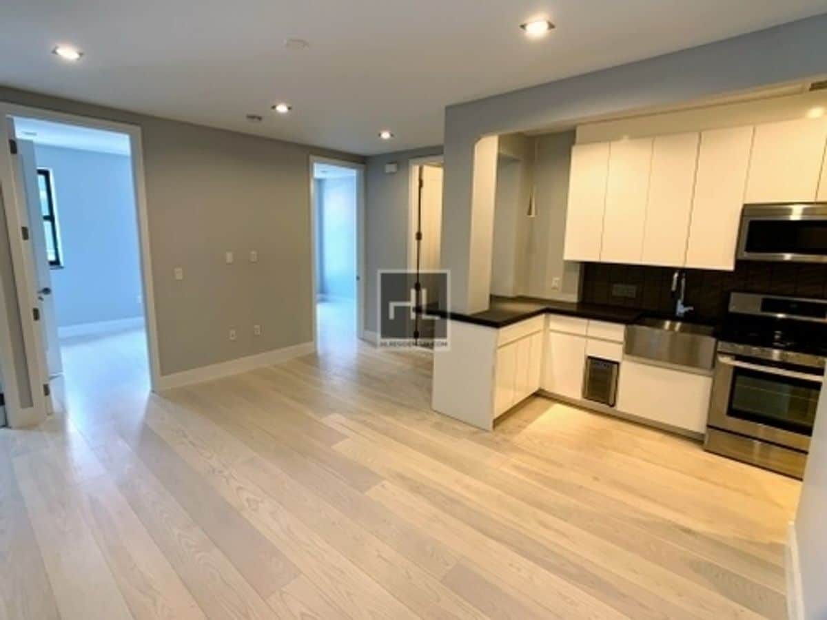 Building Photo - Stanton Street