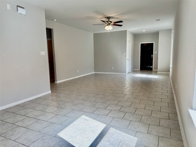 Building Photo - 7926 Grandstand Pkwy