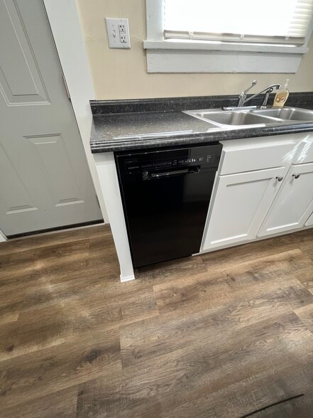 Dishwasher included - 48 depot st