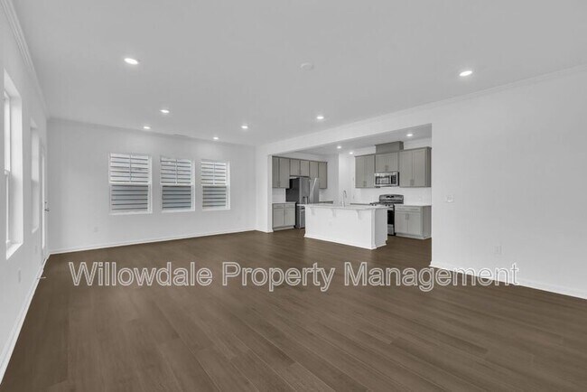 Building Photo - 749 Swim Cave Ln