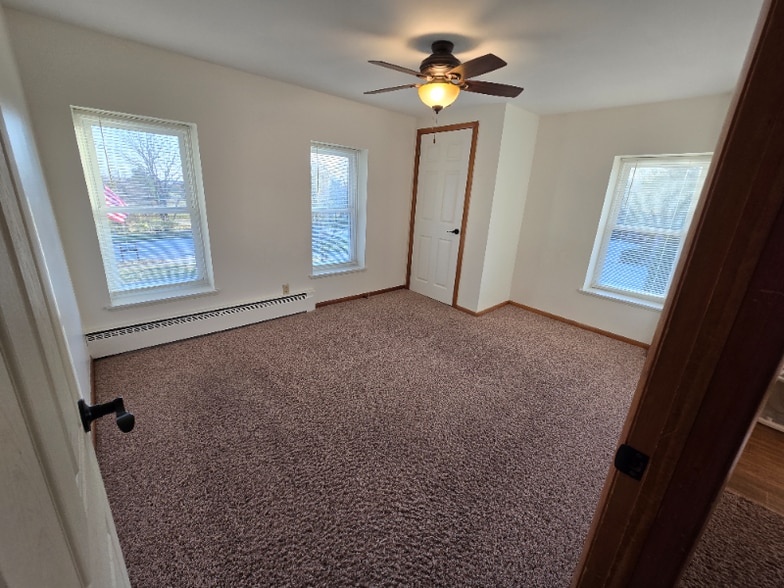 Building Photo - 800 W Walworth St