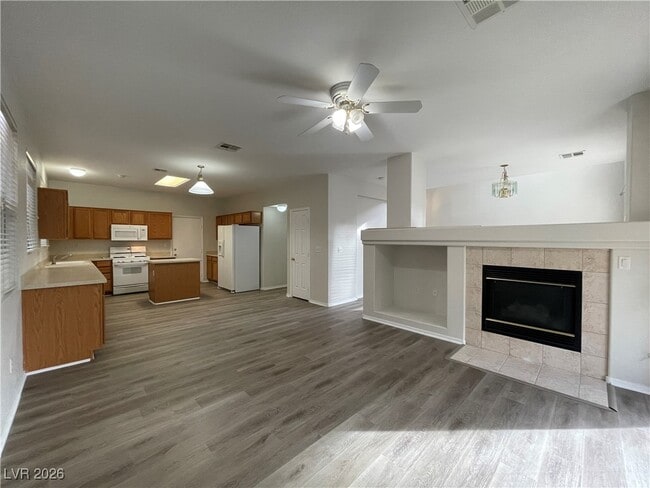 Building Photo - 10617 Englewood Cliffs Ave