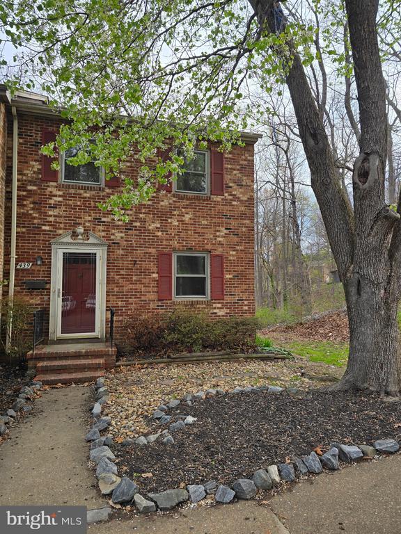 Building Photo - 439 Ridgemore St