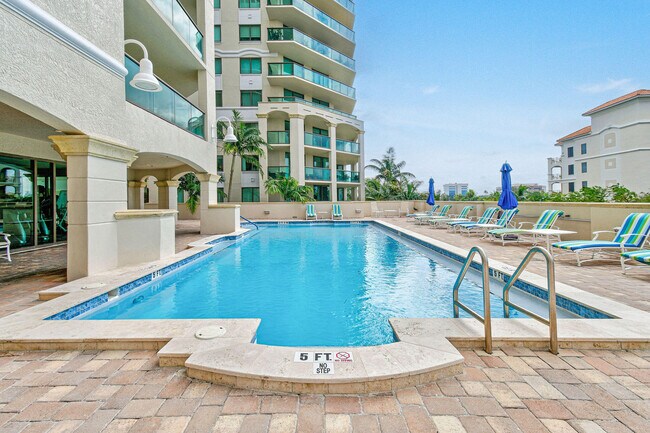 Building Photo - 3610 Gardens Pkwy