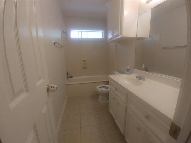 Building Photo - 1802 White Stone Dr