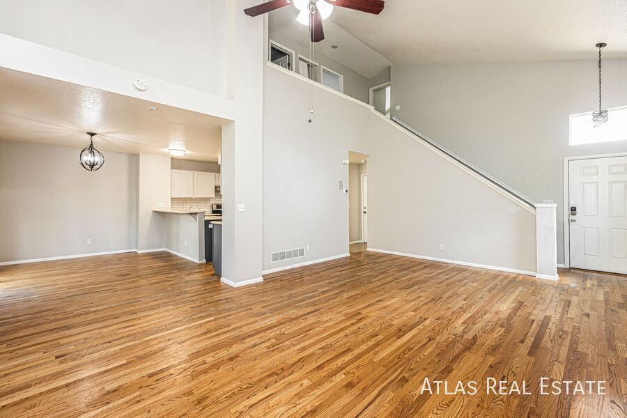 Building Photo - 5045 Sweetgrass Ln