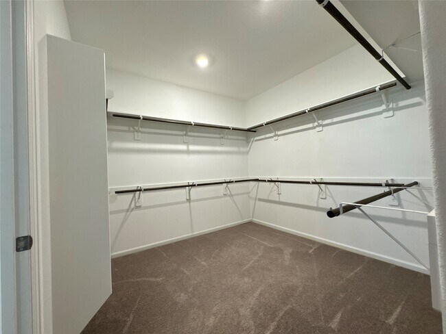 Building Photo - 17311 Grand Canyon Rd