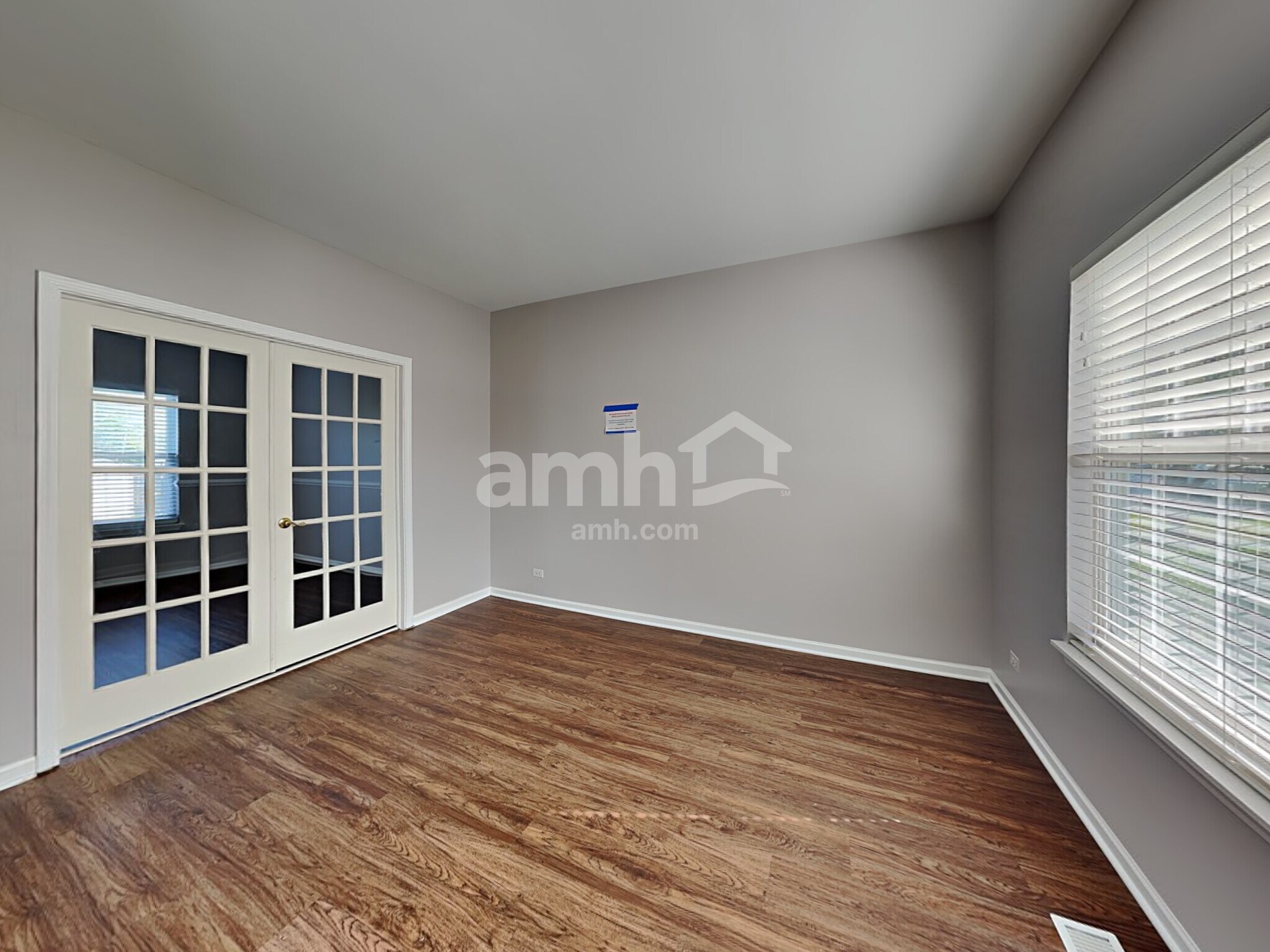 Building Photo - 809 Magnolia Dr