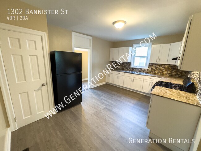 Building Photo - 1302 Bannister St