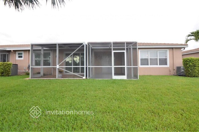 Building Photo - 8600 Lineyard Cay