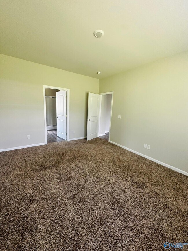Building Photo - 14843 Norfleet Dr
