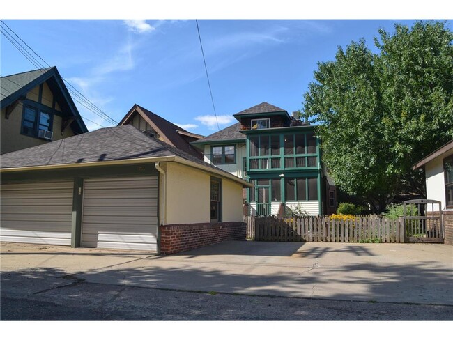 Building Photo - 1750 Portland Ave