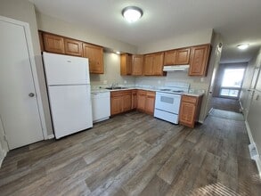 Building Photo - 4613-4615 Southeast 3rd Court